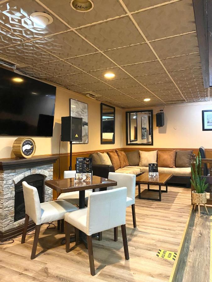 The George Dawson Inn & Conference Centre Dawson Creek Εξωτερικό φωτογραφία